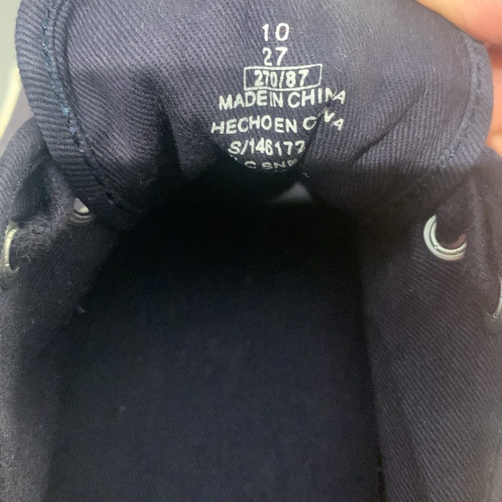 ⭐️ 5 for 20$! ⭐️ Old Navy Canvas Sneakers in Navy Blue and White - Picture 6 of 7